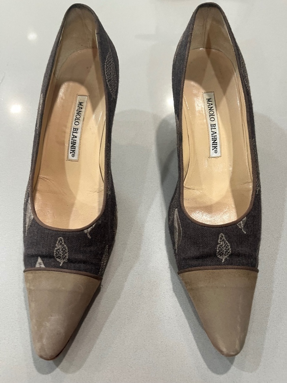 Manolo Blahnik Gray Pumps with Leaf Accent and Suede Kitten Heel. Size 37 1/2.